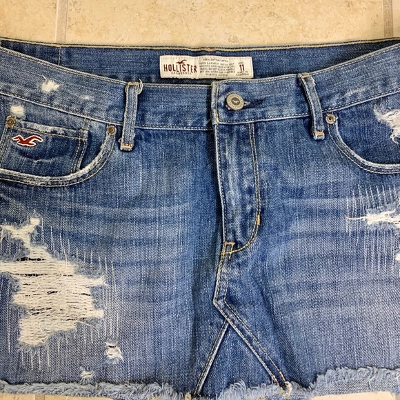 Vintage Hollister Distressed Skirt - Picture 3 of 5